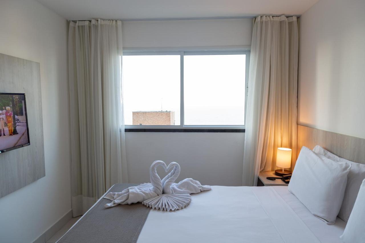 Deluxe Double Room Shower