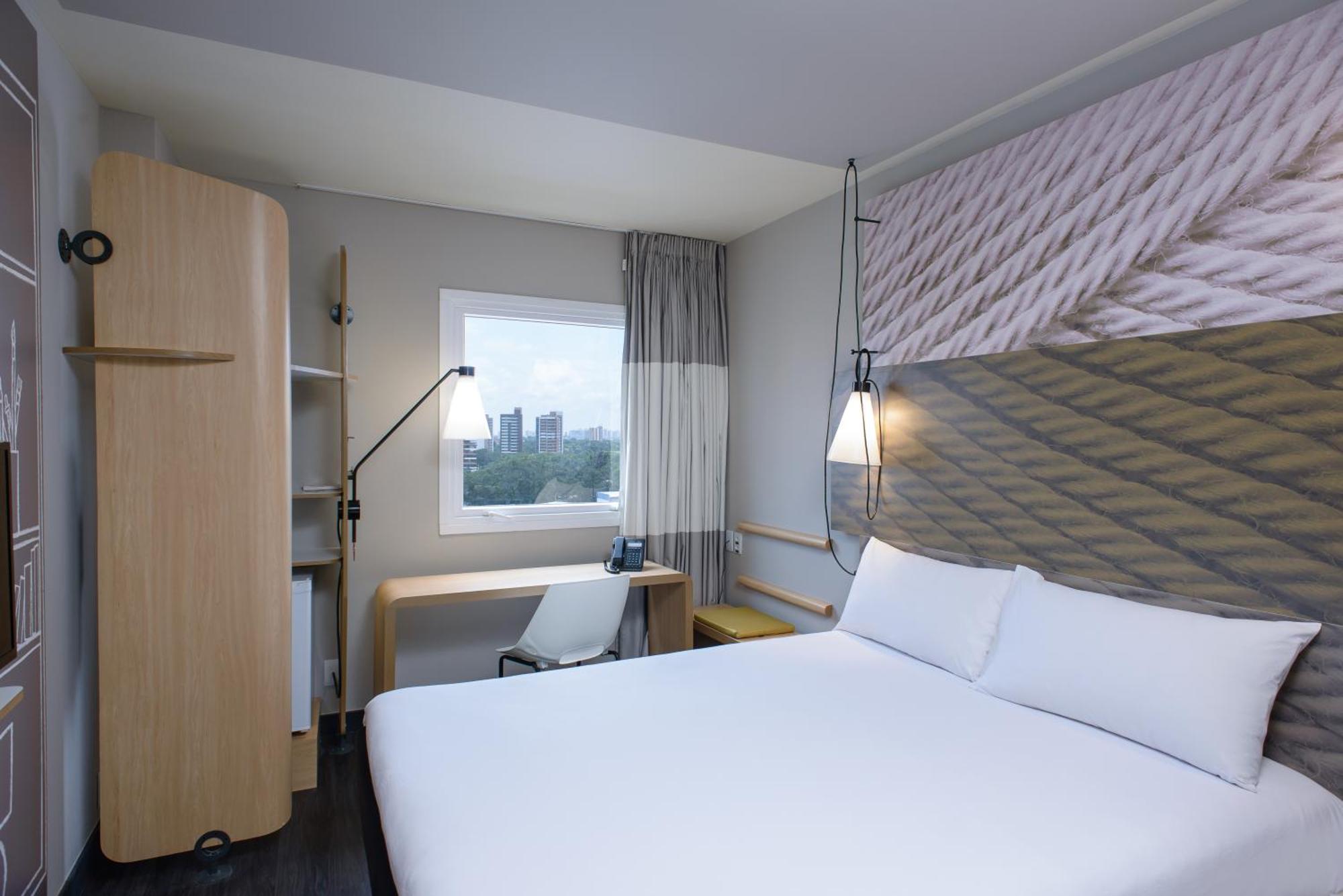 Standard Double Room City Side
