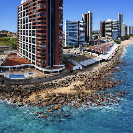 Iate Plaza Hotel Oficial-3